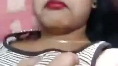 Desi Couple Rimance and Boob pressing