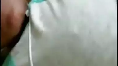 A girl show her boobs