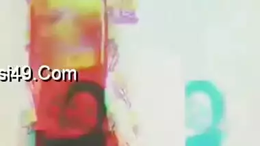 Indian babe is always prepared to satisfy lecherous fans with XXX dance