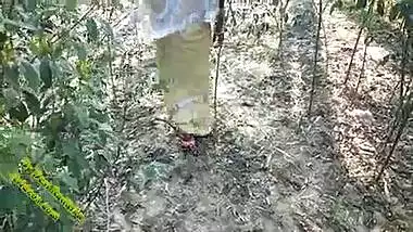 Indian Outdoor Desi Sex In Jungle