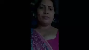 Desi aunties having sex with medicine shopkeeper