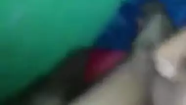 Slutty Desi coed receives XXX pleasure thanks to cock in her mouth MMS