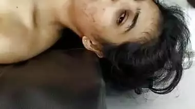 Desi secretary eating cum of her boss