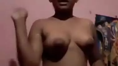 Cute Kolkata Girl Nude Selfie