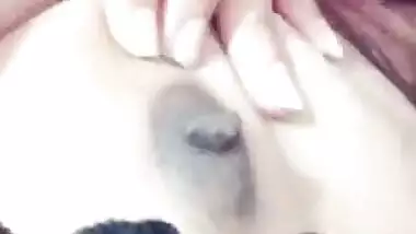 desi girl show boobs and pussy 1