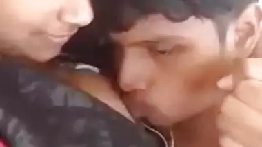 DESI GF’S BOOBS SUCKED BY BF (short video)