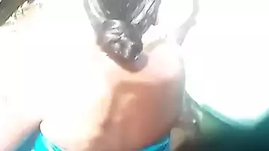 Desi aunty topless bath capture