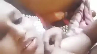 Telugu wife boob press and pussy fucking viral MMS