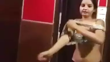 Haryanvi Dancer Sunita Teen Nude Video