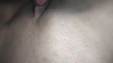 Woman can't stop Desi operator from sneaking into her XXX peach