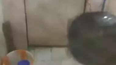 Desi Girl Bathing record by Hidden Cam