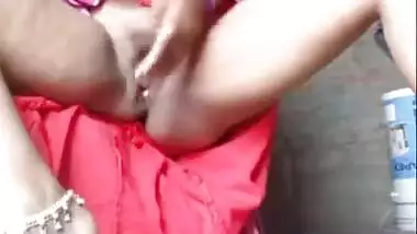 Village Aunty Exposing Yoni