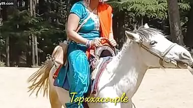 Funny chudai of beautiful bhabhi.