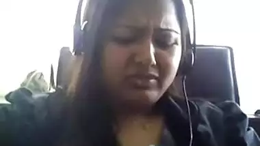 Bored Desi chubby on webcam plays with her boobie