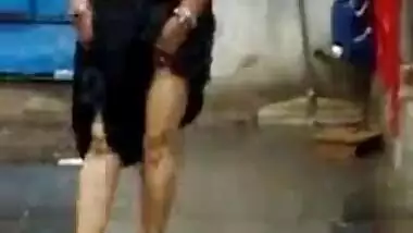 Desi Punjabi Bhabhi rain bathroom MMS sex movie scene