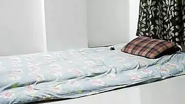 Desi Housewife Enjoying With Husbands Friend Total 9 Min Video