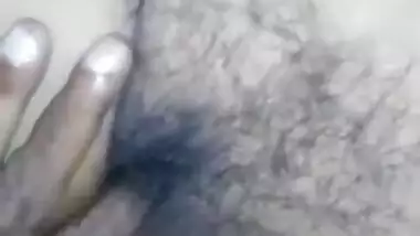 Tamil aunty naked MMS clip