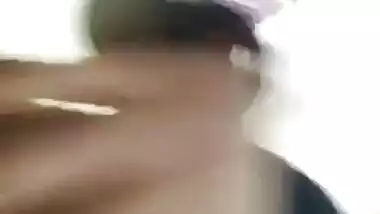 Indian Cute girl fingering vdo