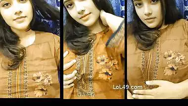 Desi girl perfect boobs and nude body showing